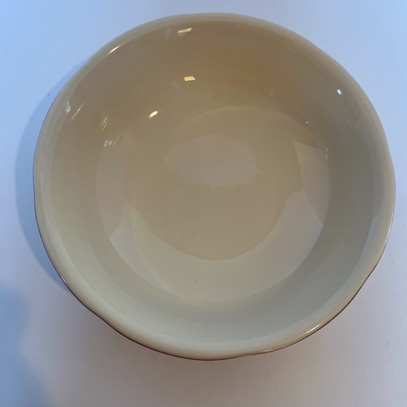 Franciscan Earthenware Serving Bowl in the Apple Pattern - Picture 3 of 7